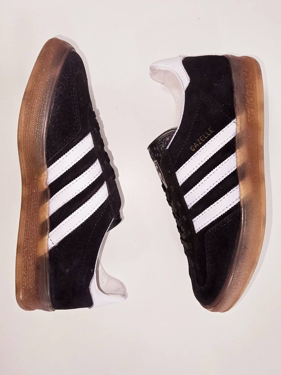 ADIDAS GAZELLE negro y blanco