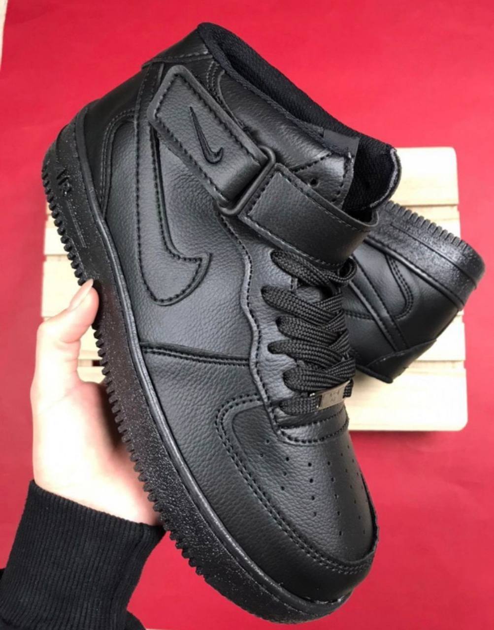 AIR FORCE BOTAS NEGRAS