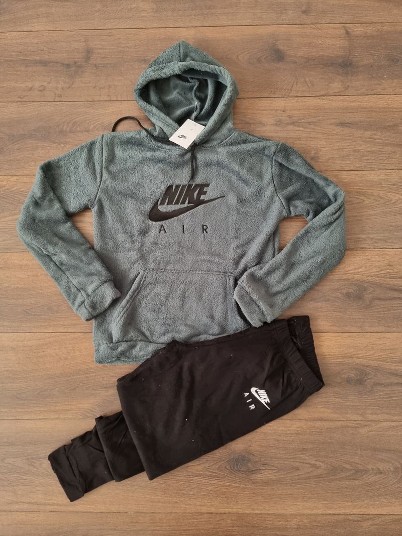 Chandal nike chica terciopelo gris