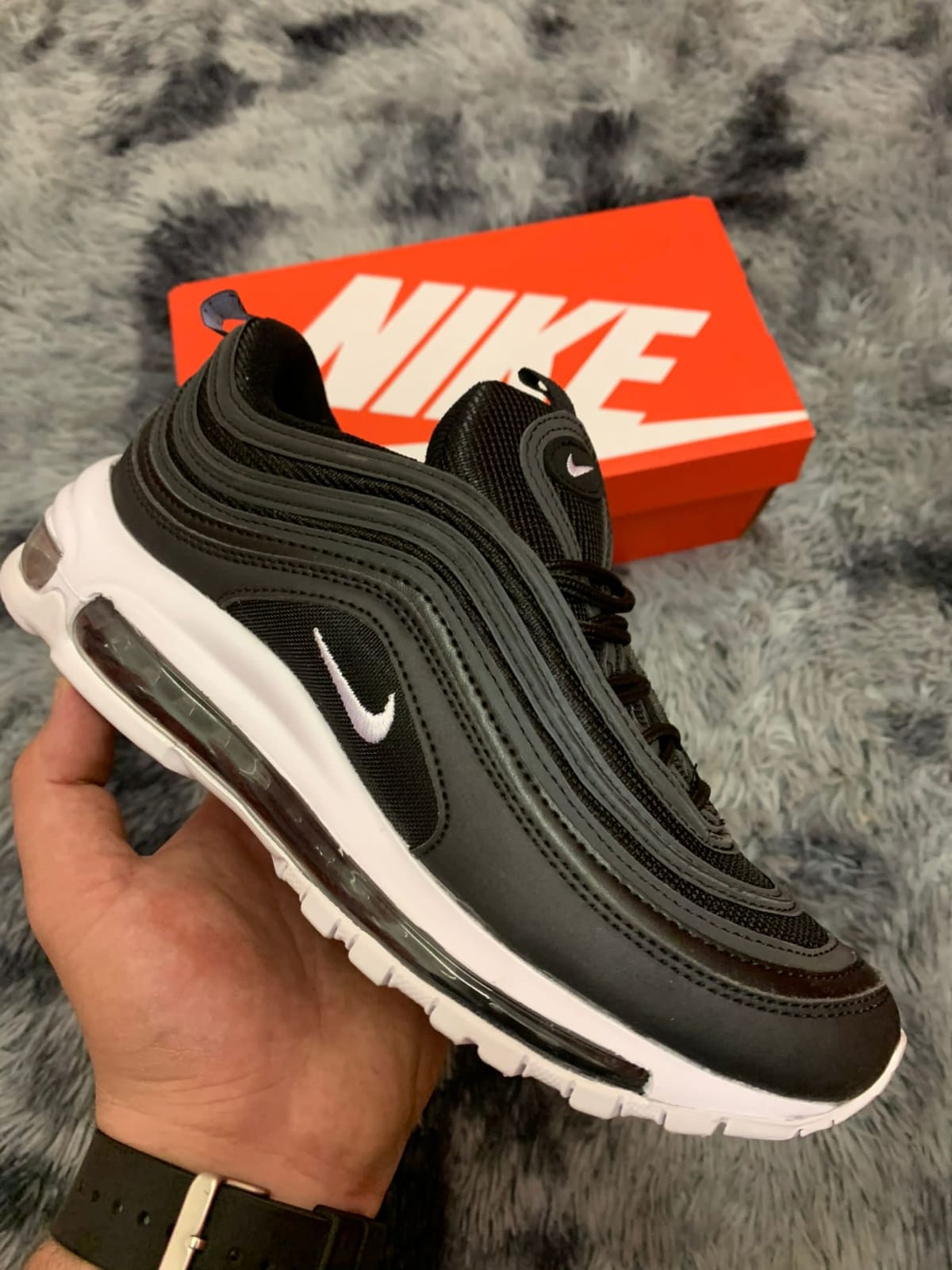 Air max 97 cheap negras suela blanca