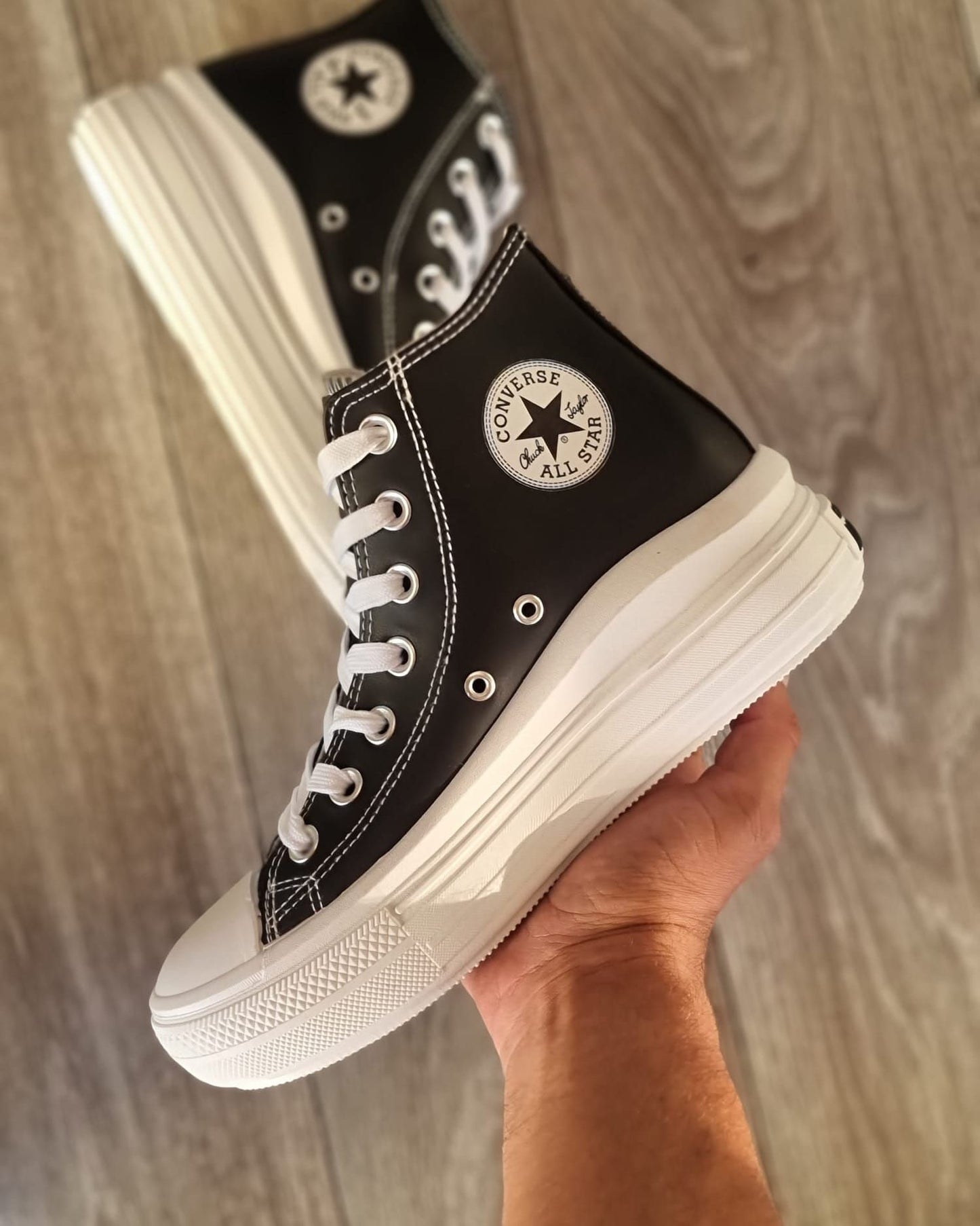 Converse polipiel negra suela blanca